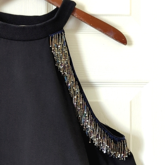 Stellah Bead Embellished Cutout Shoulder Pullover Crewneck Sweatshirt Black M - Picture 3 of 12